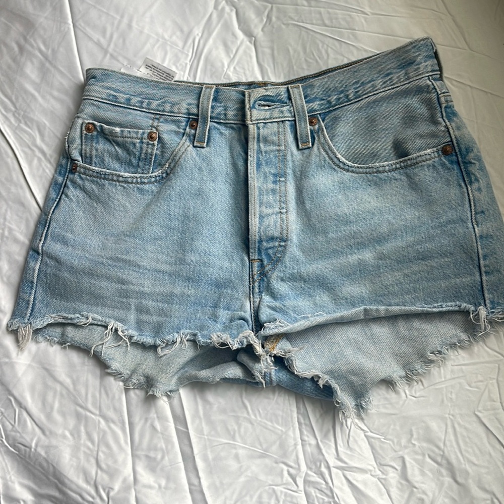 levi shorts